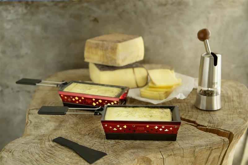 Preview: Raclette Set Mini Alpenglühen rot mit Schabern und Teelicht