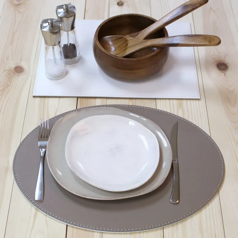 Platzset oval 45 x 34 cm taupe / weiß