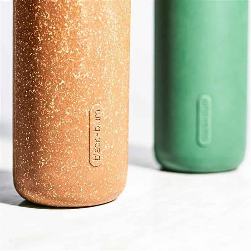 Preview: Wasserflasche 600 ml Glas Olive