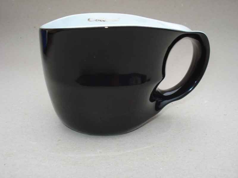 Preview: Luigi Colani Porzellan Jumbotasse schwarz