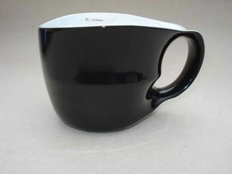 Luigi Colani Porzellan Jumbotasse schwarz
