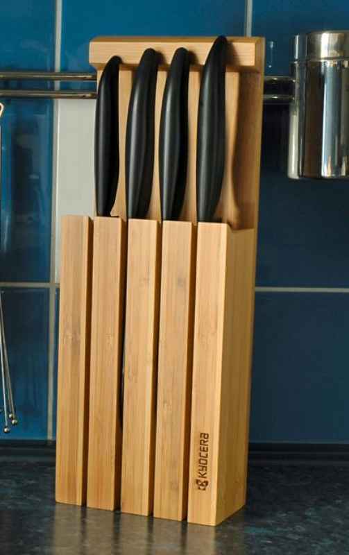 Preview: Bamboo Messer Block mit 4 GEN Black Messern
