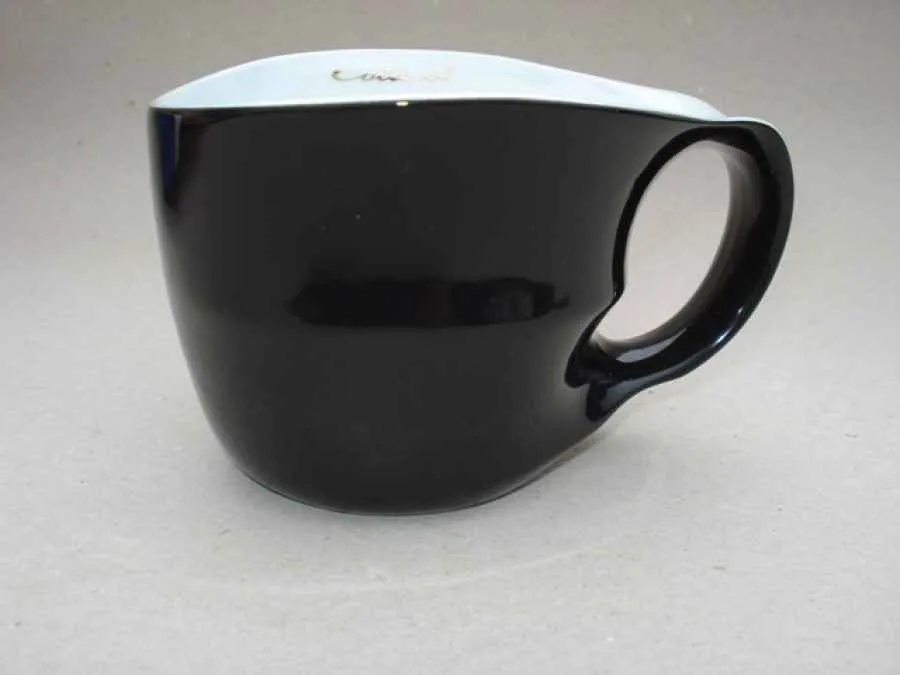 Luigi Colani Porzellan Jumbotasse schwarz